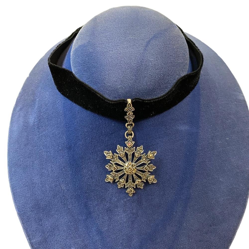 Vintage Medallion Cord choker necklace A925 silver